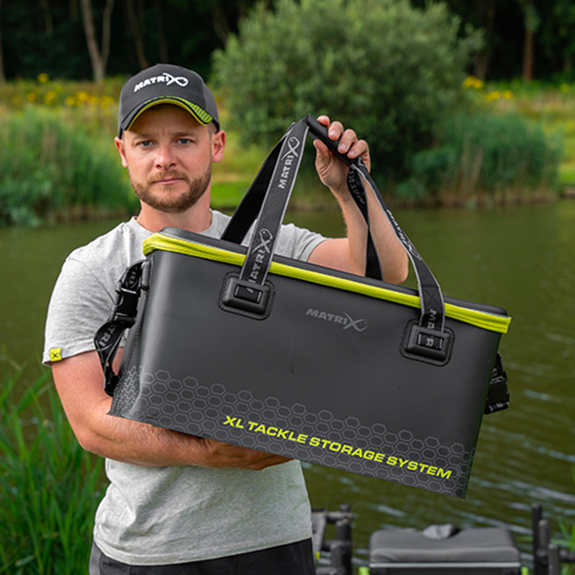 Set Borsa + Astucci EVA (7 pezzi) Tackle Storage MATRIX (55x30x28cm) - immagine 6